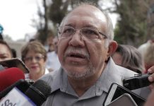Desconoce Alcalde motivos de renuncia de Oficial Mayor