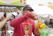 ¡Llevele, llevele su pinche Mango!