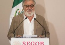 ‘Ley garrote’ no puede limitar derechos de manifestación y expresión: Encinas