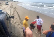 Continúa búsqueda de desaparecido en playa Caimanero