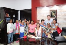 Reconoce presidente labor de “Jefas y Jefes de Familias” en limpieza del casco urbano.