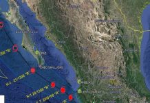 Huracán Lorena toca tierra en Jalisco