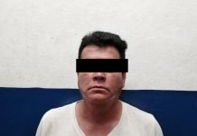 SE PASA EL ALTO Y CHOCA CONTRA POLICÍA