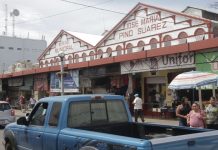 Trabajan comerciantes con miedo ante inseguridad