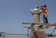 Casi listo el monumento a Lola Beltrán