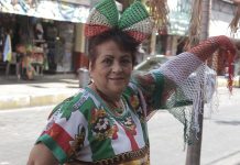 Mazatlecos listos para las fiestas patrias