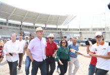 Quirino supervisa estadio de béisbol en Guasave; va al 60% de avance