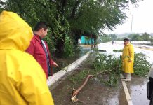 Recorre presidente municipal colonias y calles de la cabecera municipal; no hay pérdidas humanas que lamentar.
