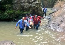 JOVEN CAE EN CASCADA DE 40 METROS EN SINALOA, CUANDO TOMABA FOTOS