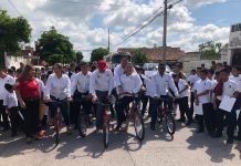 Autoridades estatales y municipales entregan 100 bicicletas del programa “Ayúdame a Llegar”.