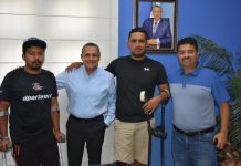 Reciben futbolistas beca de parte de Comuna Rosarense