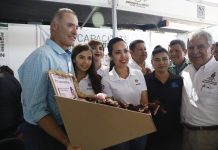 Quirino entrega equipamiento al Centro de Salud de Dautillos