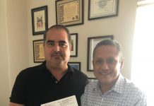 Logra el Dr.Pineda donación de 6 vehículos para el ayuntamiento de Rosario.