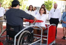 Inaugura Rosy Fuentes juegos para personas con discapacidad en el Parque Acuático