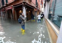 Venecia se prepara para una nueva inundación