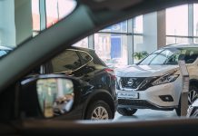 SIN CARLOS GHOSN, NISSAN SE DEBILITA: 70% MENOS DE GANANCIAS