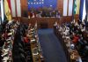 Senado de Bolivia aprueba nuevas elecciones sin Evo Morales