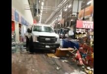 Grupo armado irrumpe en Walmart de Celaya y causa terror