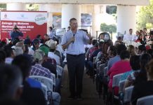 Entrega Quirino motores y pangas a pescadores en Sanalona