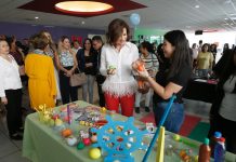 Rosy Fuentes reconoce a la UPES por su modelo educativo incluyente