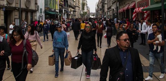 Caen ventas al mayoreo y menudeo: Inegi