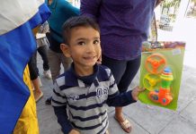 Pesca Azteca ayuda a los Reyes Magos a llegar a los más necesitados.