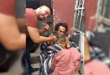 La conmovedora historia de Simón Pollo, el joven que le ha cambiado la vida a las personas