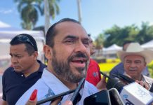 Los Arellano en Espera que les Pague el Municipio