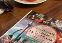 Presenta Arturo Santamaría su libro “Cocineros y Chefs en Mazatlán»