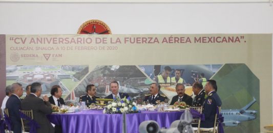 Conmemoran el Día de la Fuerza Aérea Mexicana