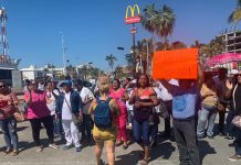 Caos Vial; Pescadores y Canaipesca Bloquean la Camarón Sábalo