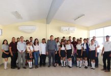 Soto Grave inaugura aula de telebachillerato en el Palmito del verde.
