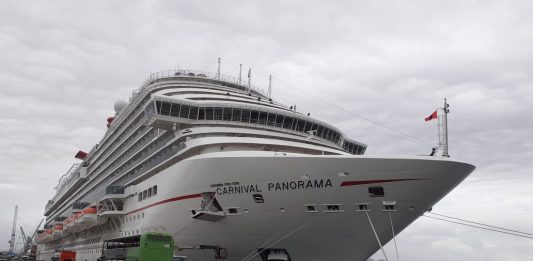 Más de 10 mil turistas arriban a Mazatlán en los cruceros turísticos Carnival Panorama y Royal Princess