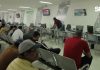 Atienden al público puro hombre en la Unidad Administrativa