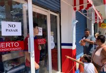 Restringuen dulcerías sus servicios a clientes