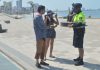 Concientizan a ciudadanos que transitan por el malecón