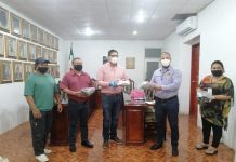 Alcalde entrega equipo de protección a trabajadores de Obras y Servicios Públicos.