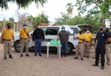 Alcalde de Escuinapa entrega vehículo a la Coordinación de Protección Civil.