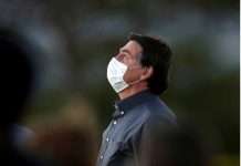 Bolsonaro vuelve a dar positivo en prueba de coronavirus