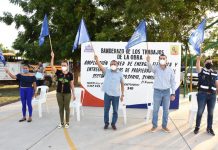Dr. Manuel Pineda Domínguez llevó 23 títulos de propiedad a los habitantes de la colonia El Tierral