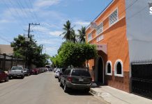 El Histórico Boyas, el Hotel del Amor en Mazatlán