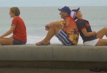 DEJARON FRANCIA PARA VIVIR SU SUEÑO ¡VIAJAR POR EL MUNDO!