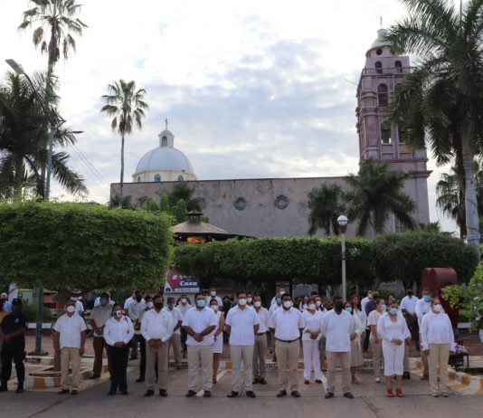 Autoridades municipales conmemoran 105 años de municipalización de Escuinapa.