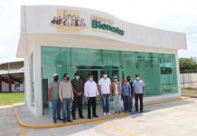 Soto Grave y Salas Montes supervisan instalaciones de Banco de Bienestar; supervisan carretera Escuinapa-Teacapán.