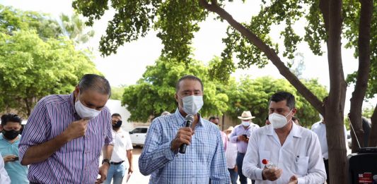 Quirino inicia obra de reencarpetado del Centenario en Los Mochis