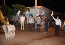 Alcalde abandera obra de drenaje, tomas y descargas domiciliarias en colonia 10 de mayo.
