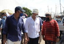 Quirino sostiene encuentro con pescadores de altamar