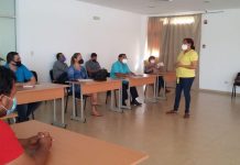 Centros de fiestas, cine, bares y cantinas reciben capacitación de seguridad sanitaria contra COVID-19 para reabrir sus puertas.