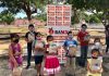 Colaboradores de Pesca Azteca y sus familias entregan almuerzos a niños de escasos recursos