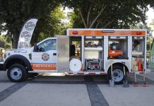 Quirino recibe donación de camión de bomberos por parte TransCanada